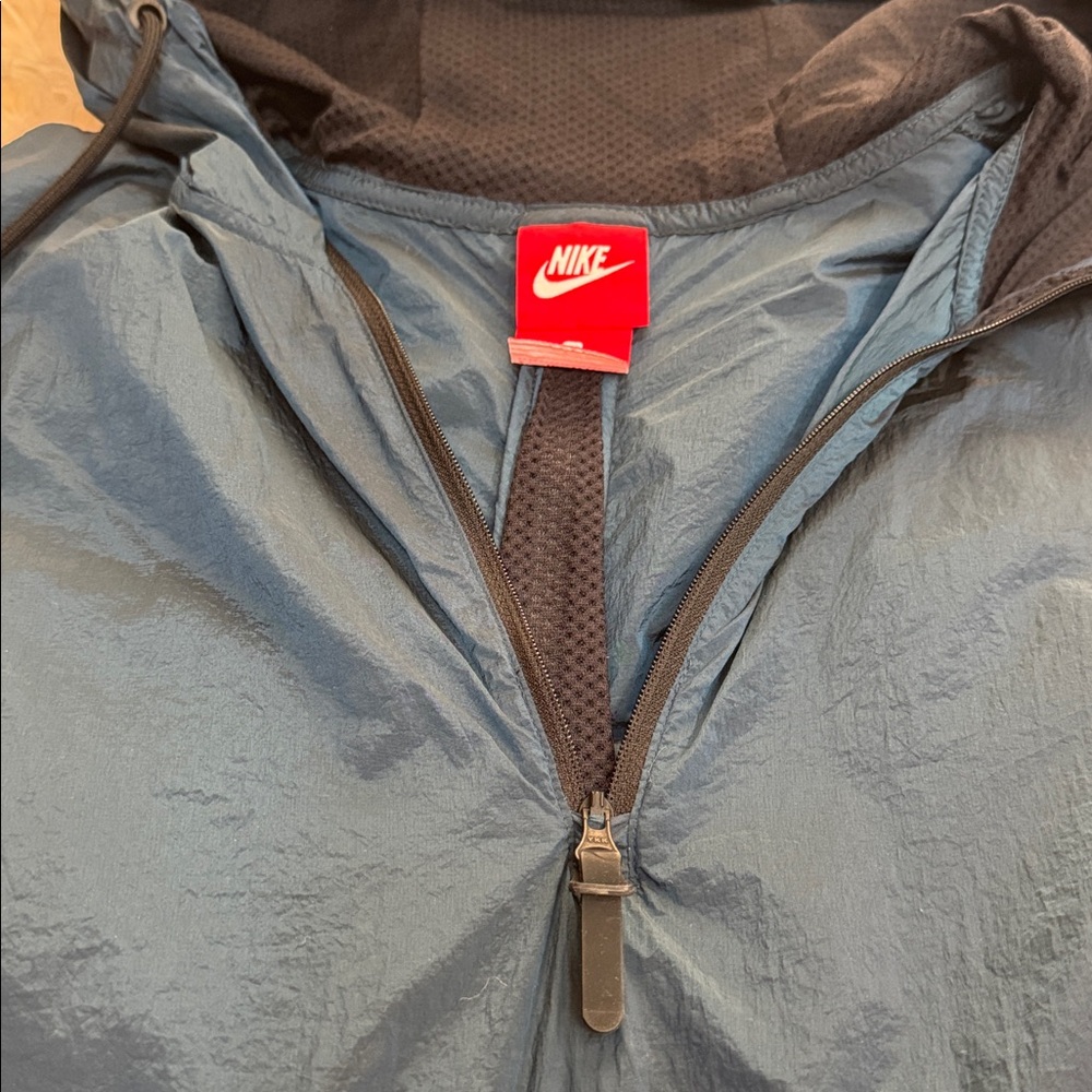 Nike Blue rain Hooded Vest XS size new - Picture 2 of 5